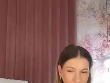 Ariaheart_  live sex cam