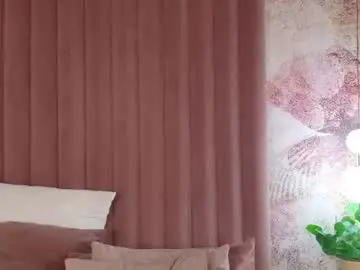 Ariaheart_  live sex cam