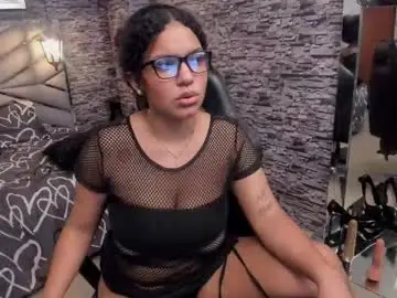 Bellybigboobs  live sex cam