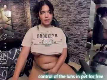 Bellybigboobs  live sex cam