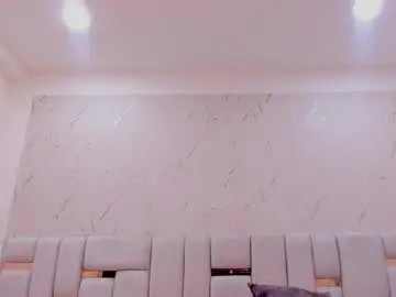 Celeste_smmith_  live sex cam