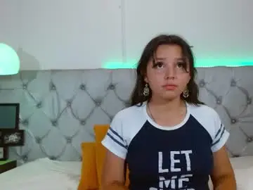 Charlottewhitmore  live sex cam