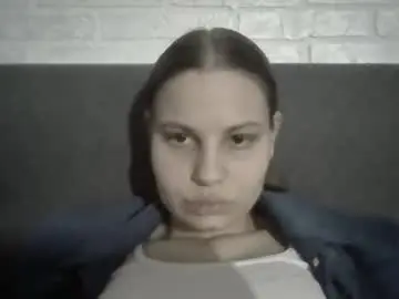 Delicatebud  live sex cam