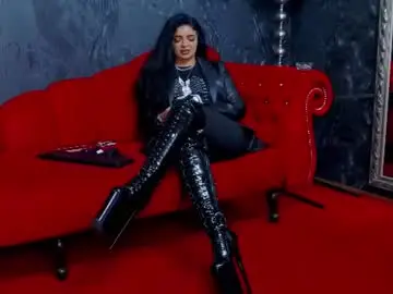 Devashaqueen  live sex cam