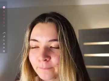 Elizabethennals  live sex cam