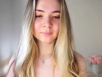 Elizabethennals  live sex cam