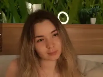 Elizabethennals  live sex cam