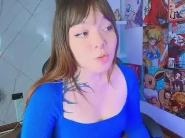 Fluffy_bubble21  live sex cam