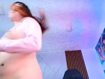 Fluffy_bubble21  live sex cam