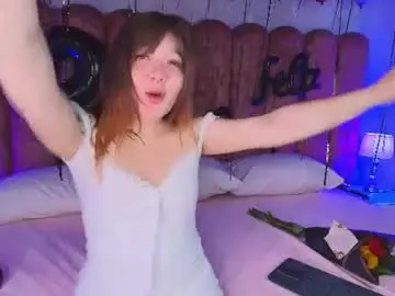 Fluffy_bubble21  live sex cam