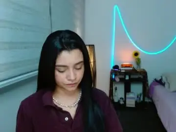 Isoldereyes  live sex cam