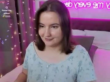 Katyaneilson  live sex cam