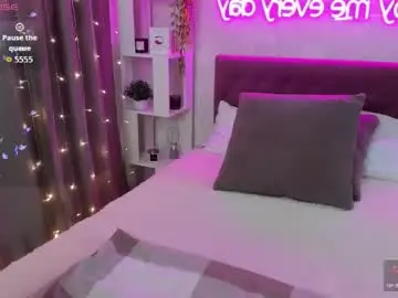 Katyaneilson  live sex cam