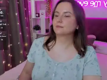 Katyaneilson  live sex cam