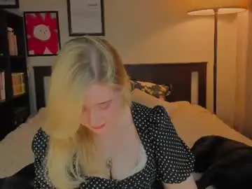 Lavender_tender  live sex cam
