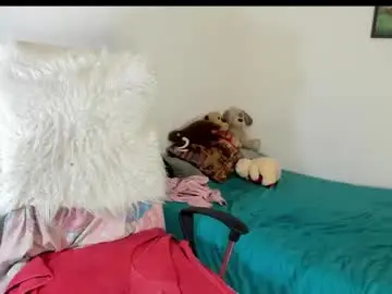 Sarahlovexxv  live sex cam