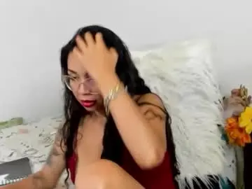 Sarahlovexxv  live sex cam