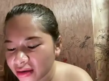 Sensuie_kiss  live sex cam
