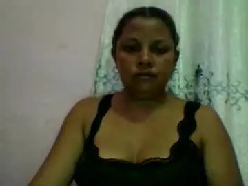 Steelaah  live sex cam