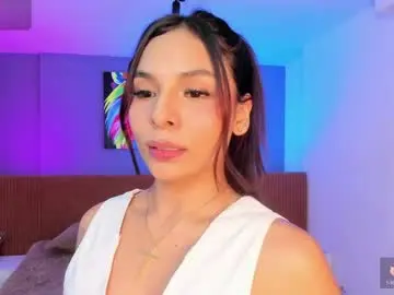Sussy_sweet4u  live sex cam