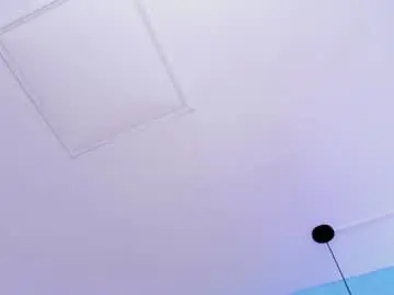 Sussy_sweet4u  live sex cam