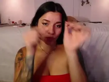 Sweett_heartt_  live sex cam