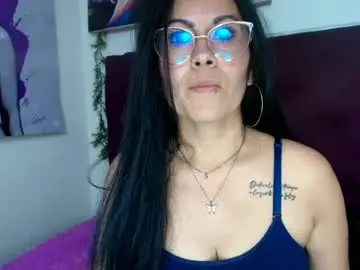 Tania_mature  live sex cam