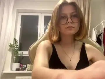Viennakiss  live sex cam