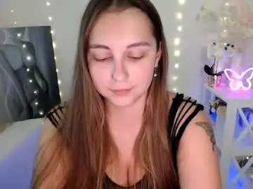 Yours_piece_of_happiness_  live sex cam