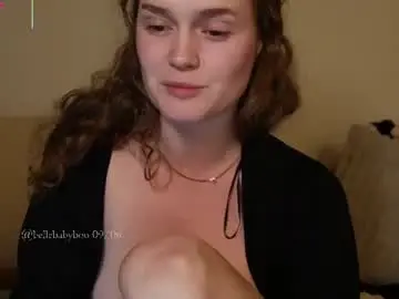 Bellebabyboo  live sex cam