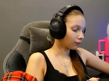 Brandamatteson  live sex cam