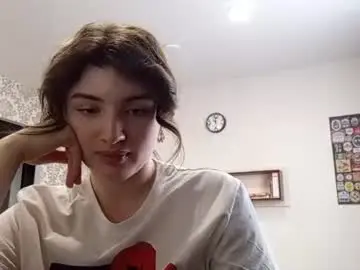 Gwennthorne  live sex cam