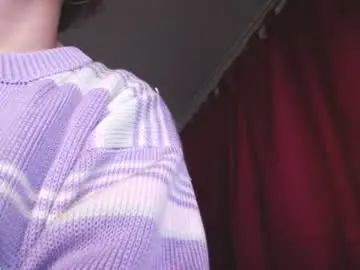 Isabella_fr  live sex cam