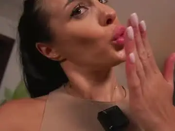 Katyerave  live sex cam