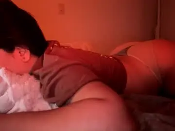 Laura_d23  live sex cam