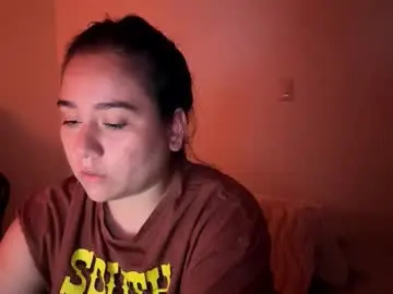 Laura_d23  live sex cam