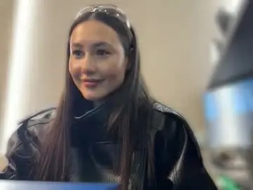 Lisandriaa  live sex cam