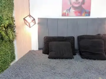 Milaa_bloom  live sex cam