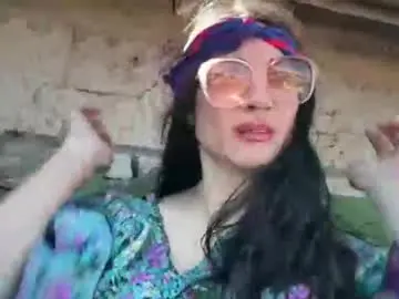 Mirnavelata  live sex cam