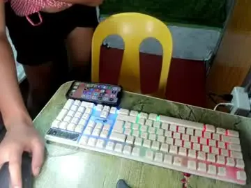 Pinay_hotmamaxxx  live sex cam