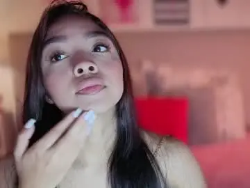 Pocahontas_moon  live sex cam