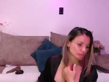 Sweetfantasyy69  live sex cam
