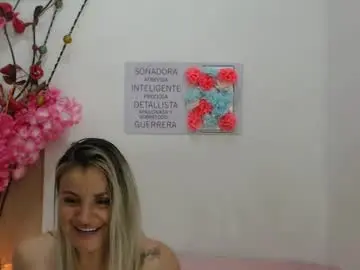 Sweetfantasyy69  live sex cam