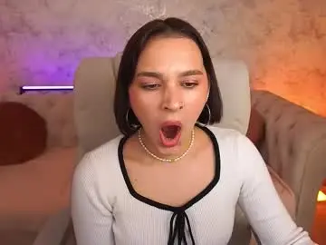 Urmuseon  live sex cam