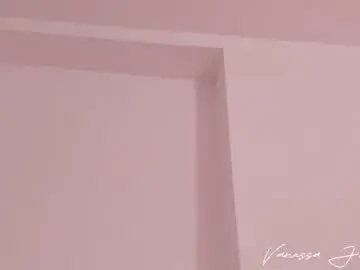 Vanessajohnsonn  live sex cam