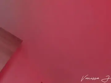 Vanessajohnsonn  live sex cam