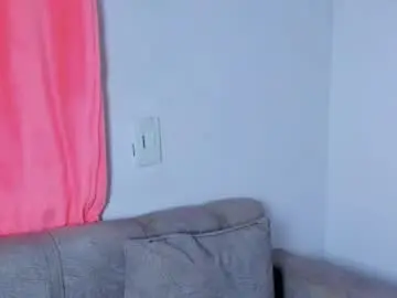 Alice_jenner_  live sex cam