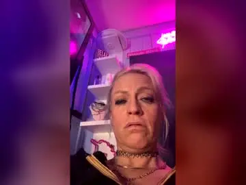 Bambichnel777  live sex cam