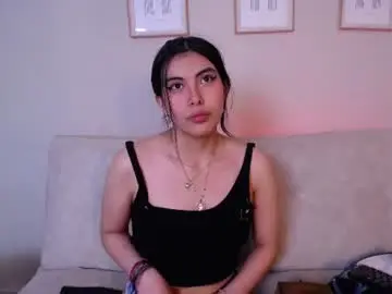 Bella_cute_01  live sex cam