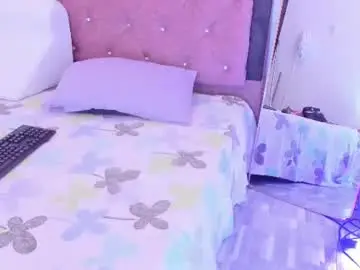 Chanel11_  live sex cam